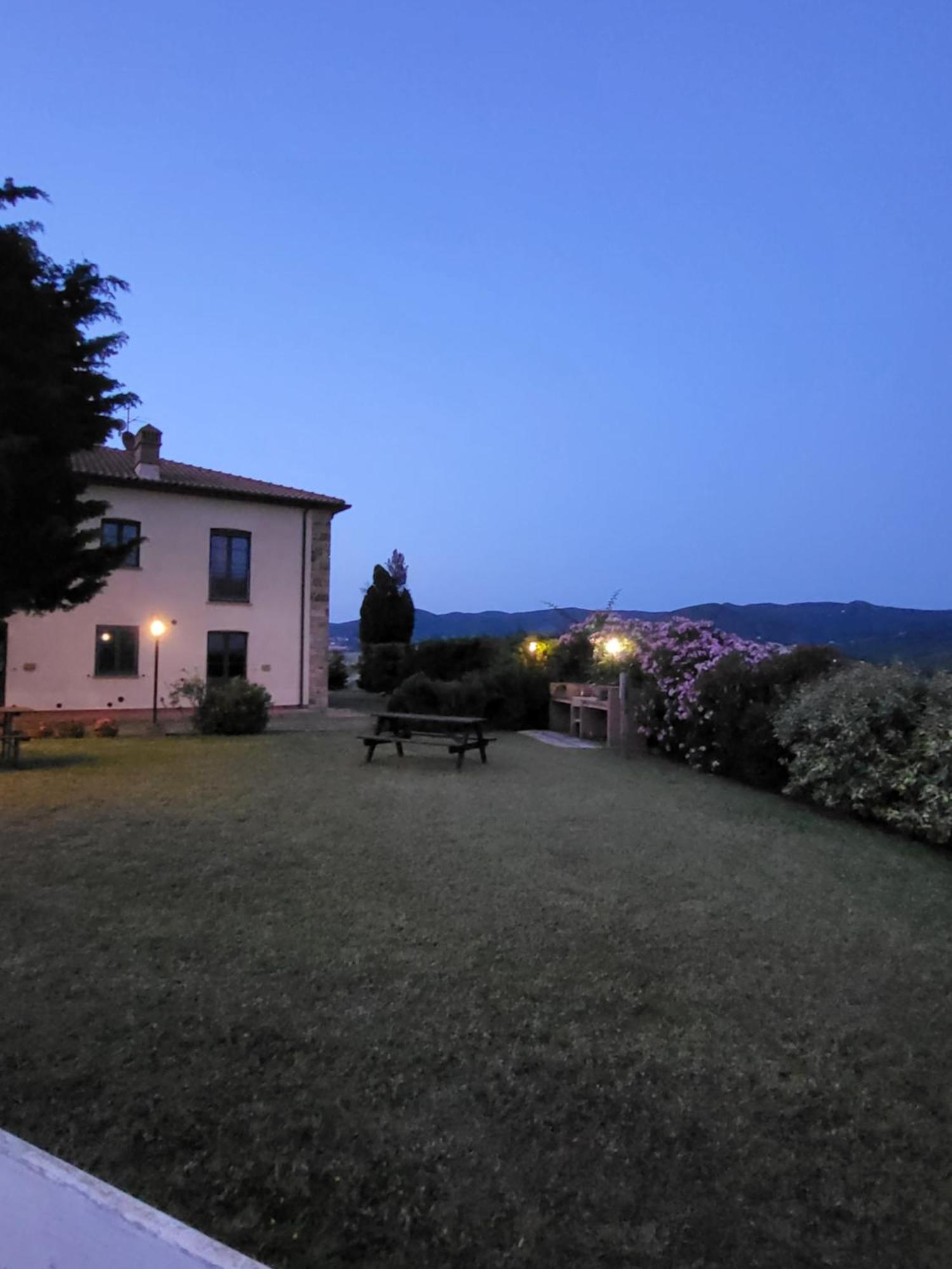 Casale Poggio Meone Apartment Santa Luce Bagian luar foto