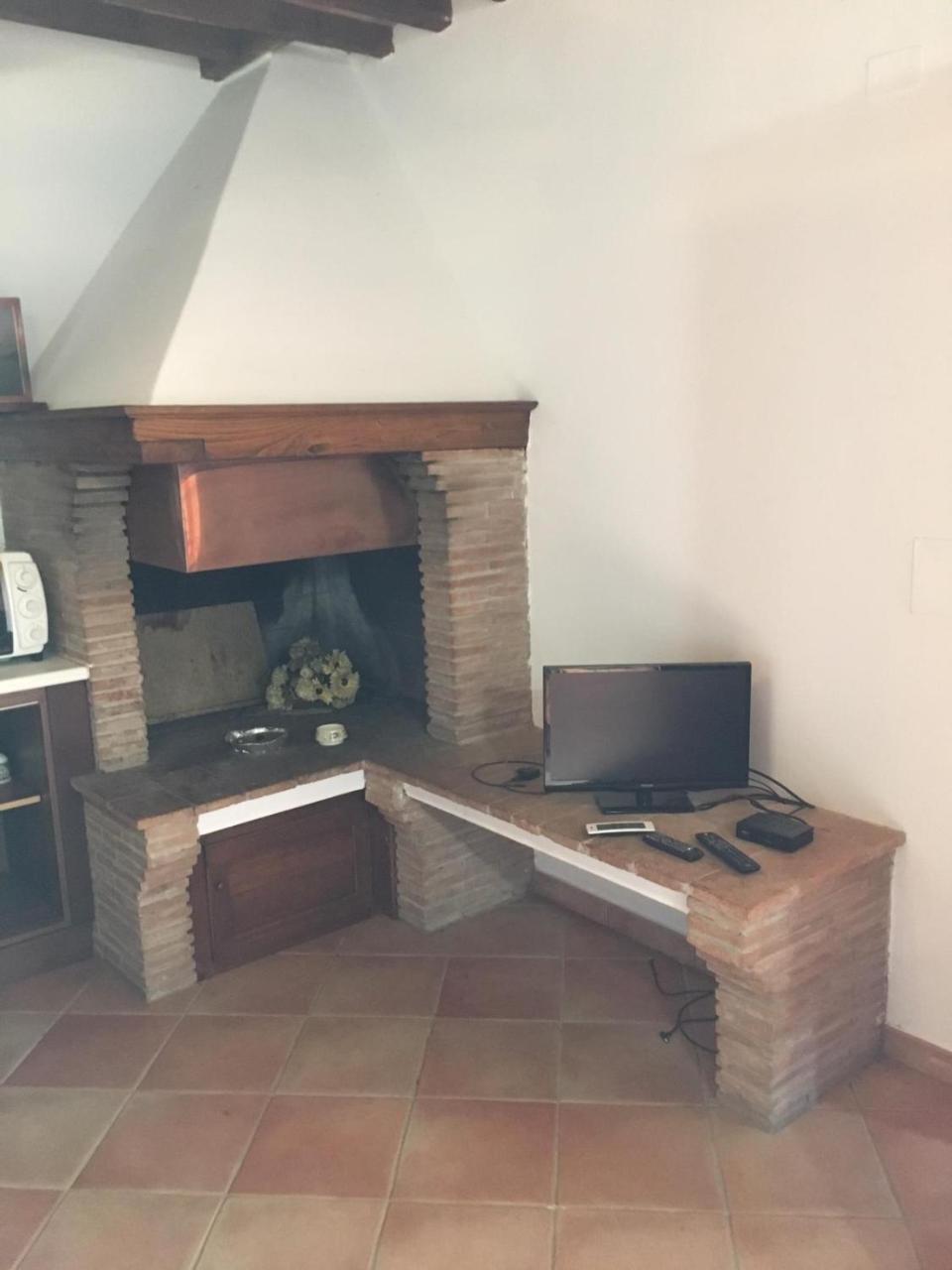 Casale Poggio Meone Apartment Santa Luce Bagian luar foto